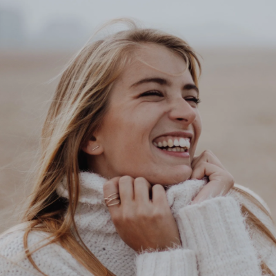 Charlotte Henrard - Community manager | Créatrice de contenu ⚡️ 