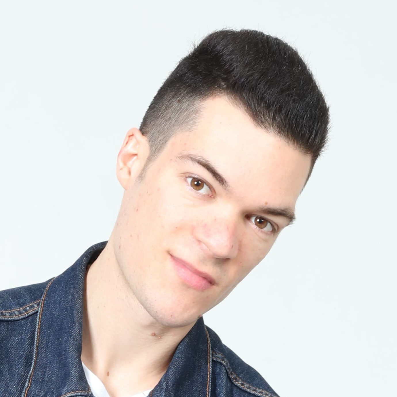 Yann M.