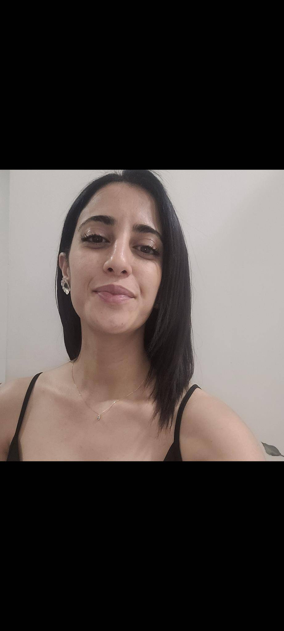 Yamina A. - Traduction interprétation arabe-français-arabe
