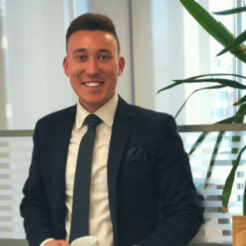 Arthur Hof - AI, Software, Social Media, Finance and Management
