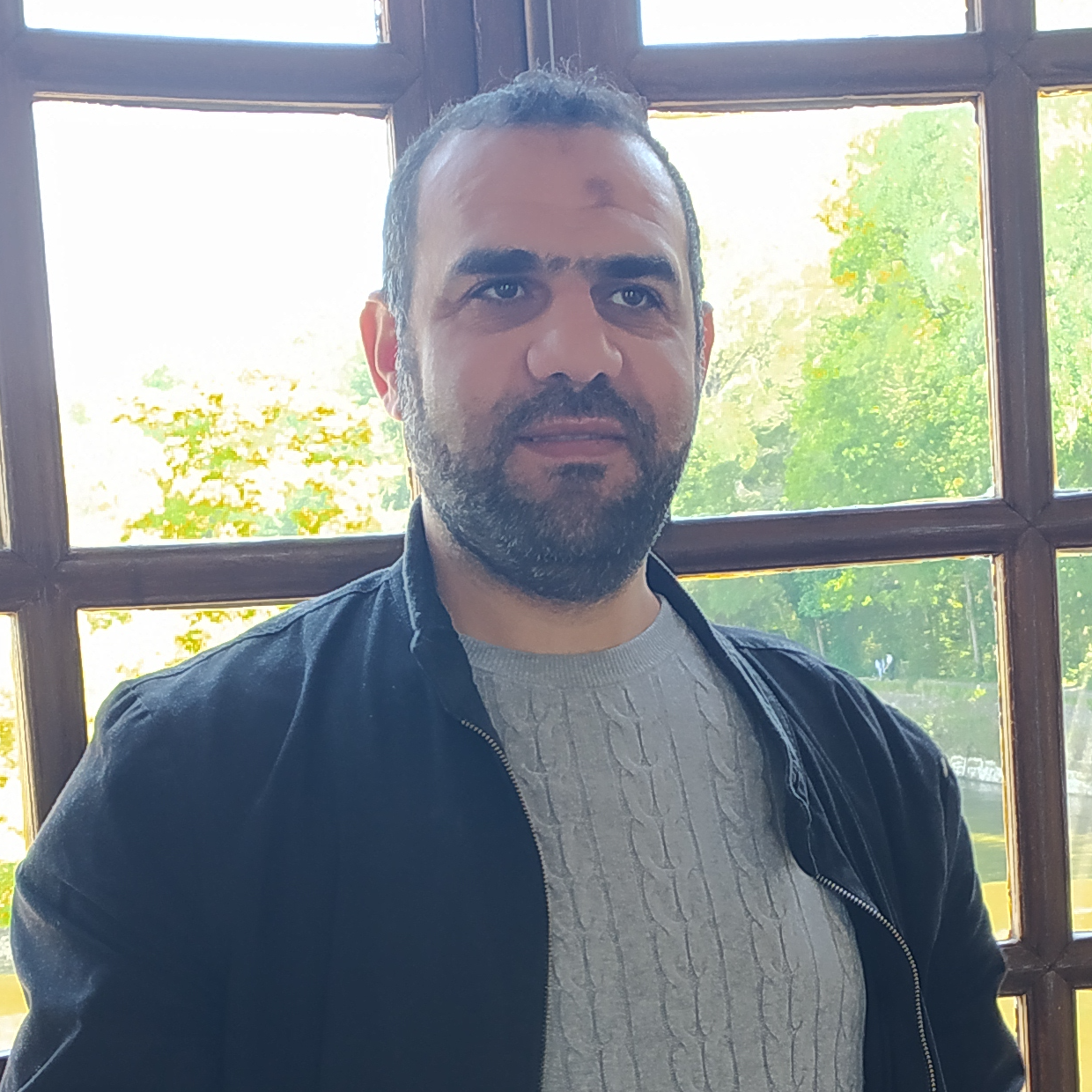 Ayat Bouchouareb - Architecte Solutions. Expert IAM/CIAM/API Security