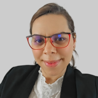 Hasna  - Property Managerin