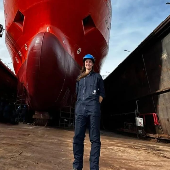 Romina  - Ingeniera Naval