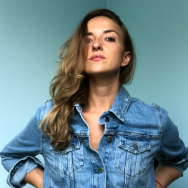 Vanesa Angulo G - Brand&Digital Strategy Consultant | Website Design