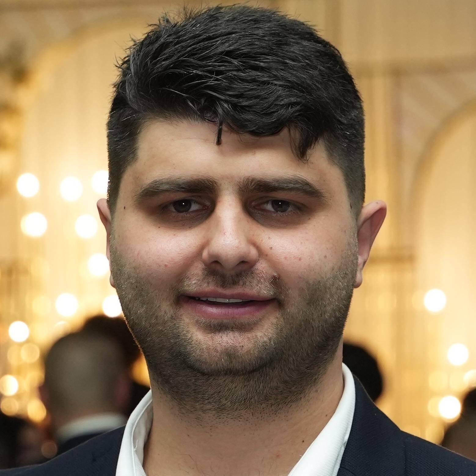 Onur  - Consultant Comptabilité et Finance