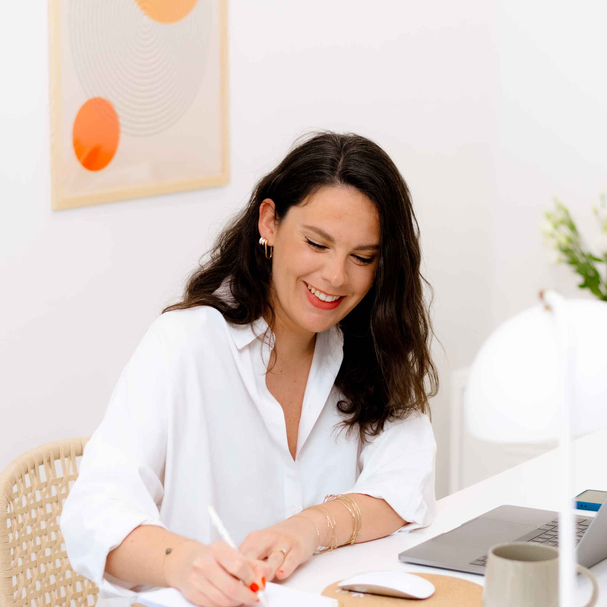 Caroline Archambault - Office Manager | Assistante Admin & Communication