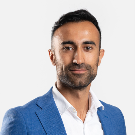 Aksel Avci - Contrôleur de gestion junior