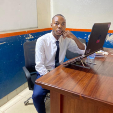 Sergio Quentin Mbebi - Developpeur web et mobile
