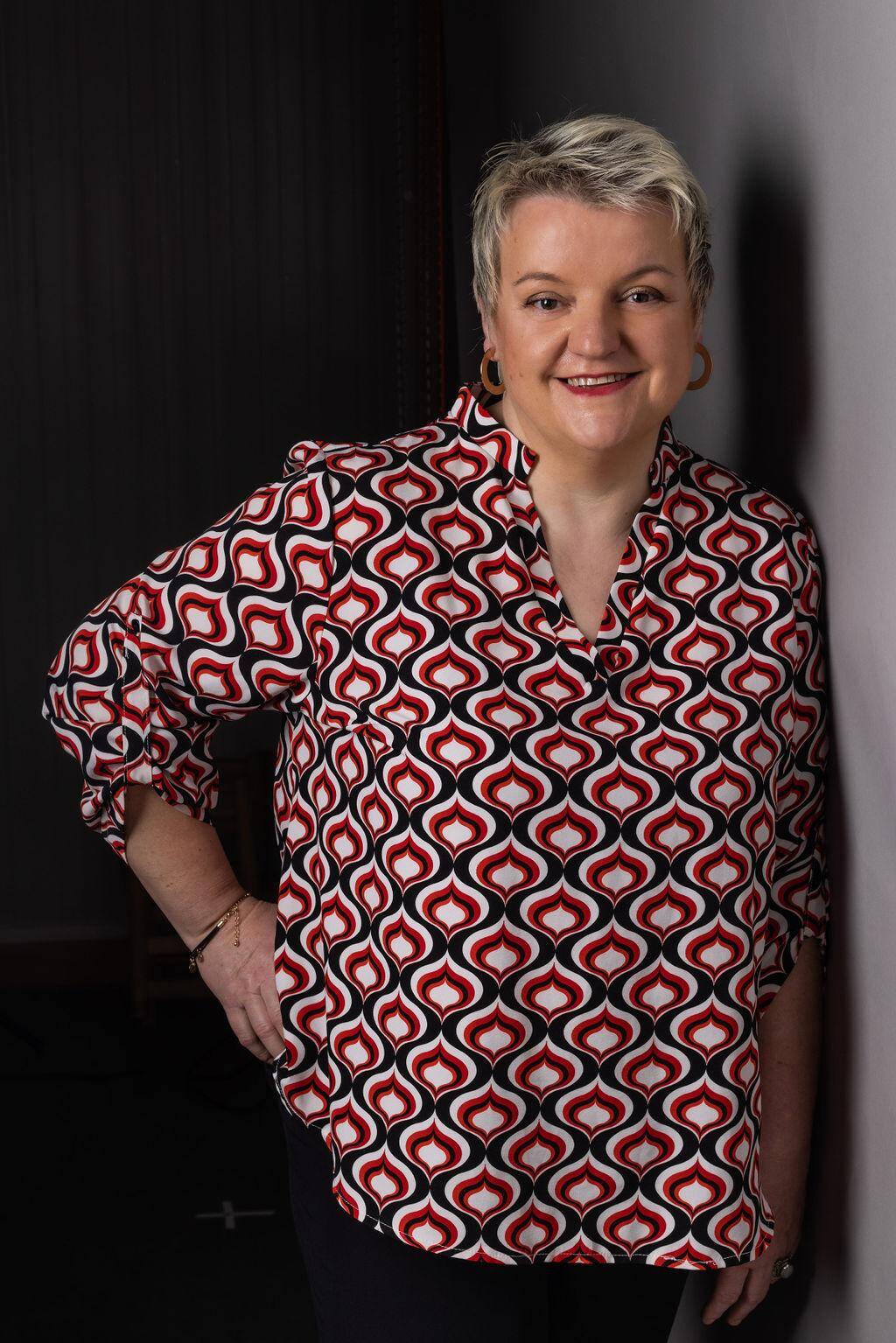 Catherine Bussutil - 🦒Conceptrice web | Rédactrice web SEO | Freelance