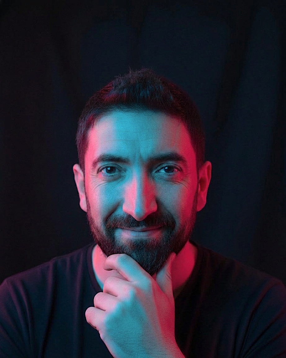 Sylvain C. - Vidéaste/Interview/Montage/Cadrage/Motion Design