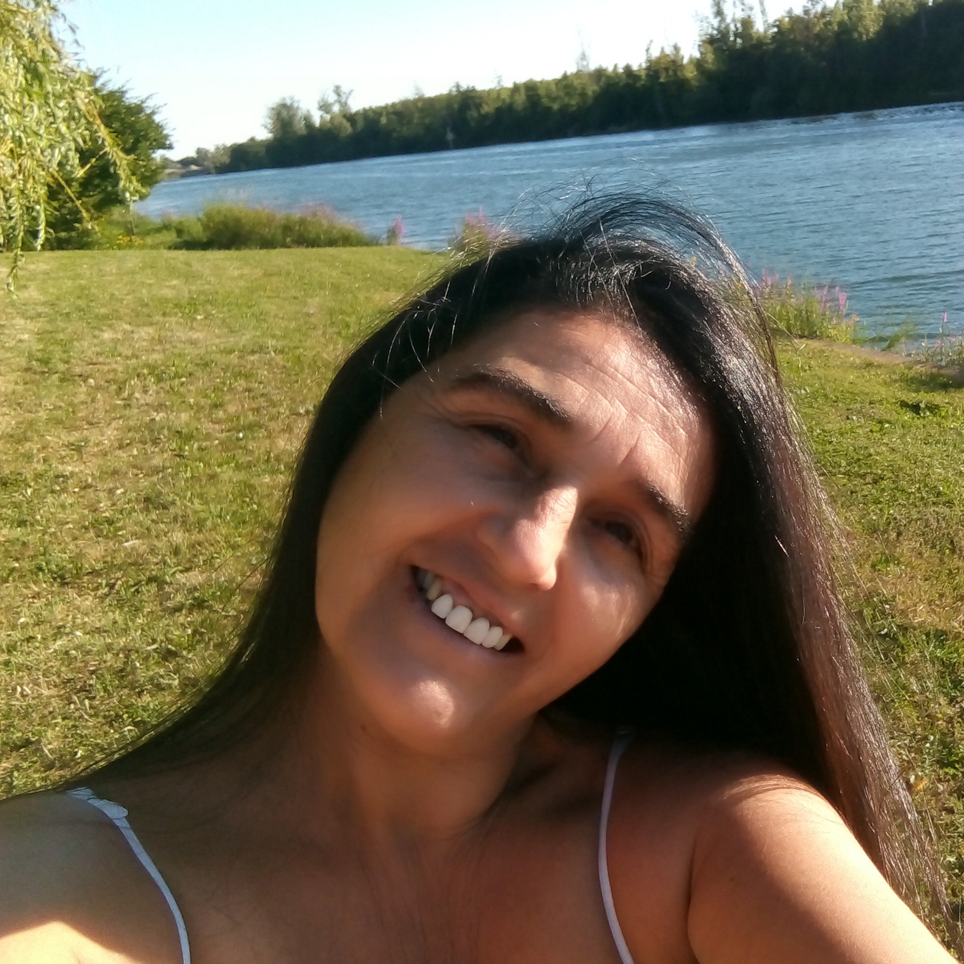Vera De Campos