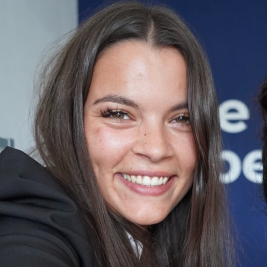 Chloé Sanches