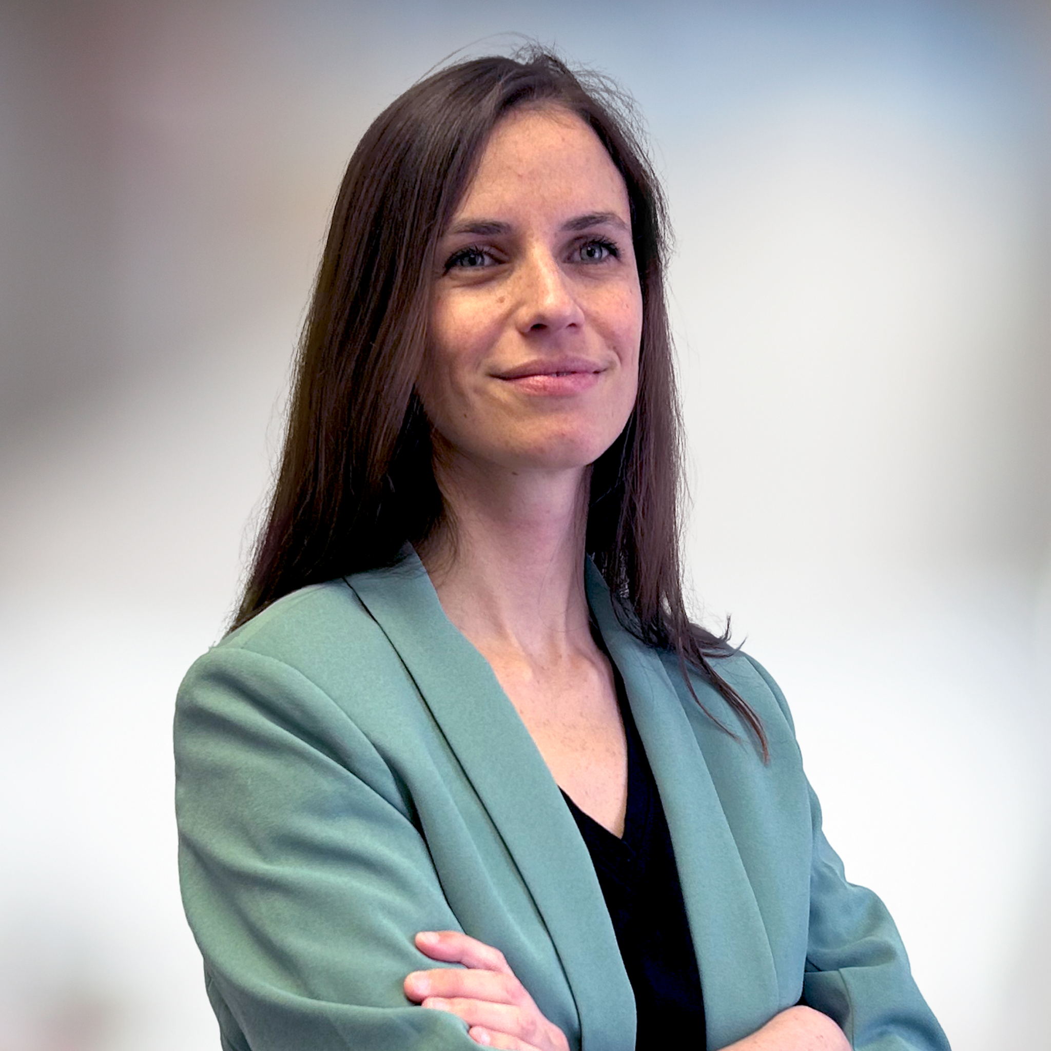 Emmanuelle B.