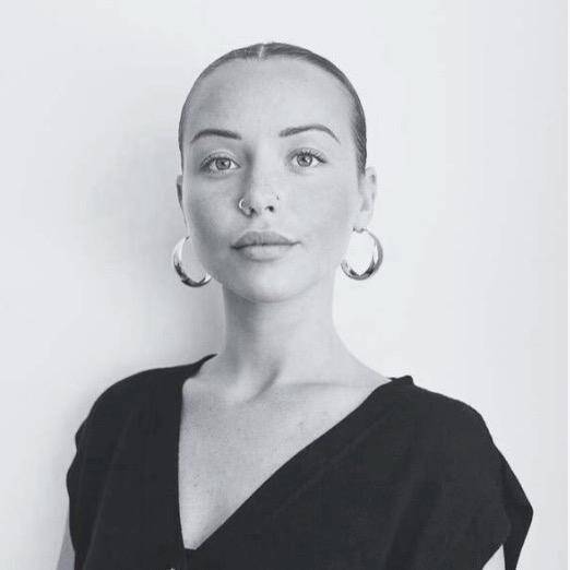 Nell  - Visuel merchandiser | Designer espace retail/luxe