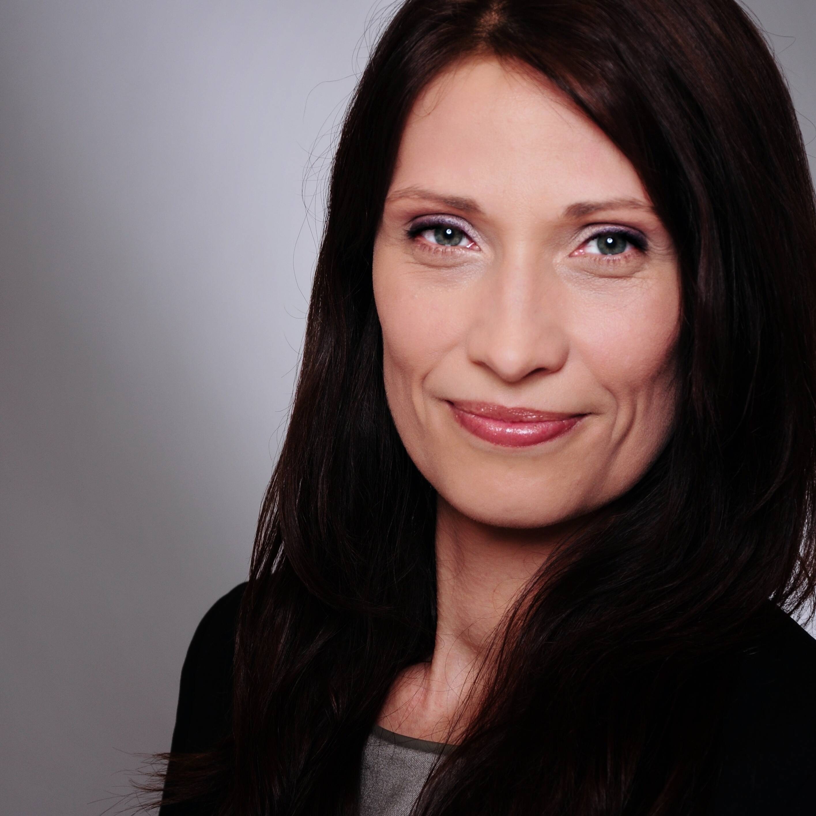 Tina Löwer - Sprecherin, Videografin, Redakteurin