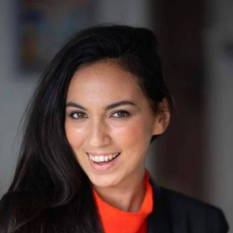 Ines  - GO-to-market advisor | CMO Growth Acquisition SAAS