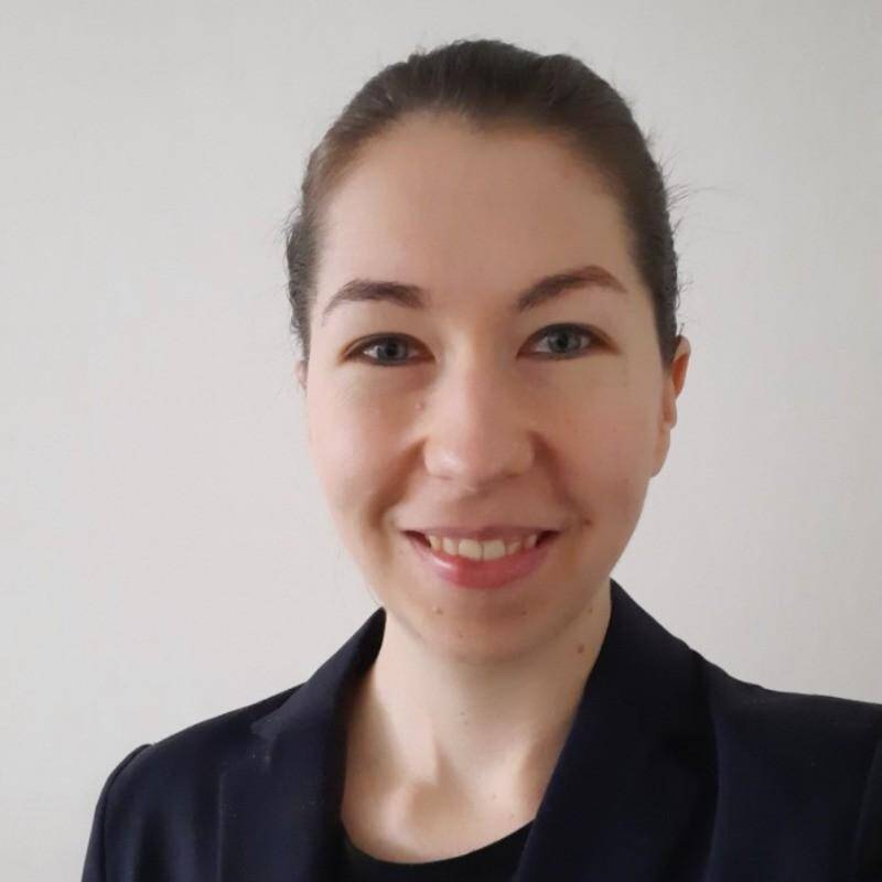 Lenka Kadlec - Senior / Staff React • Next.js | ex-MSFT | 10YOE