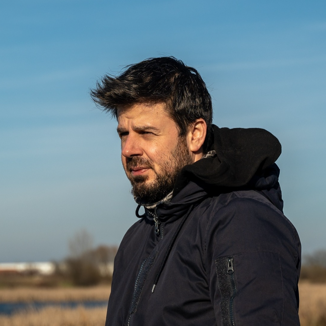 Mihai Tranca - Réalisateur / Monteur / Motion Designer