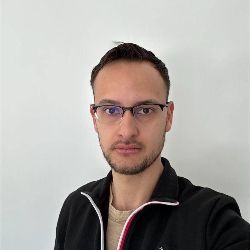 Romain  - Technical lead .NET