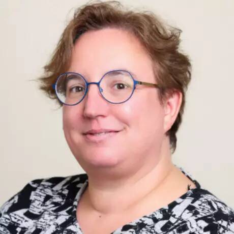 Bénédicte Descharmes - Directeur Général DG CEO / Opérations COO IT / ESN