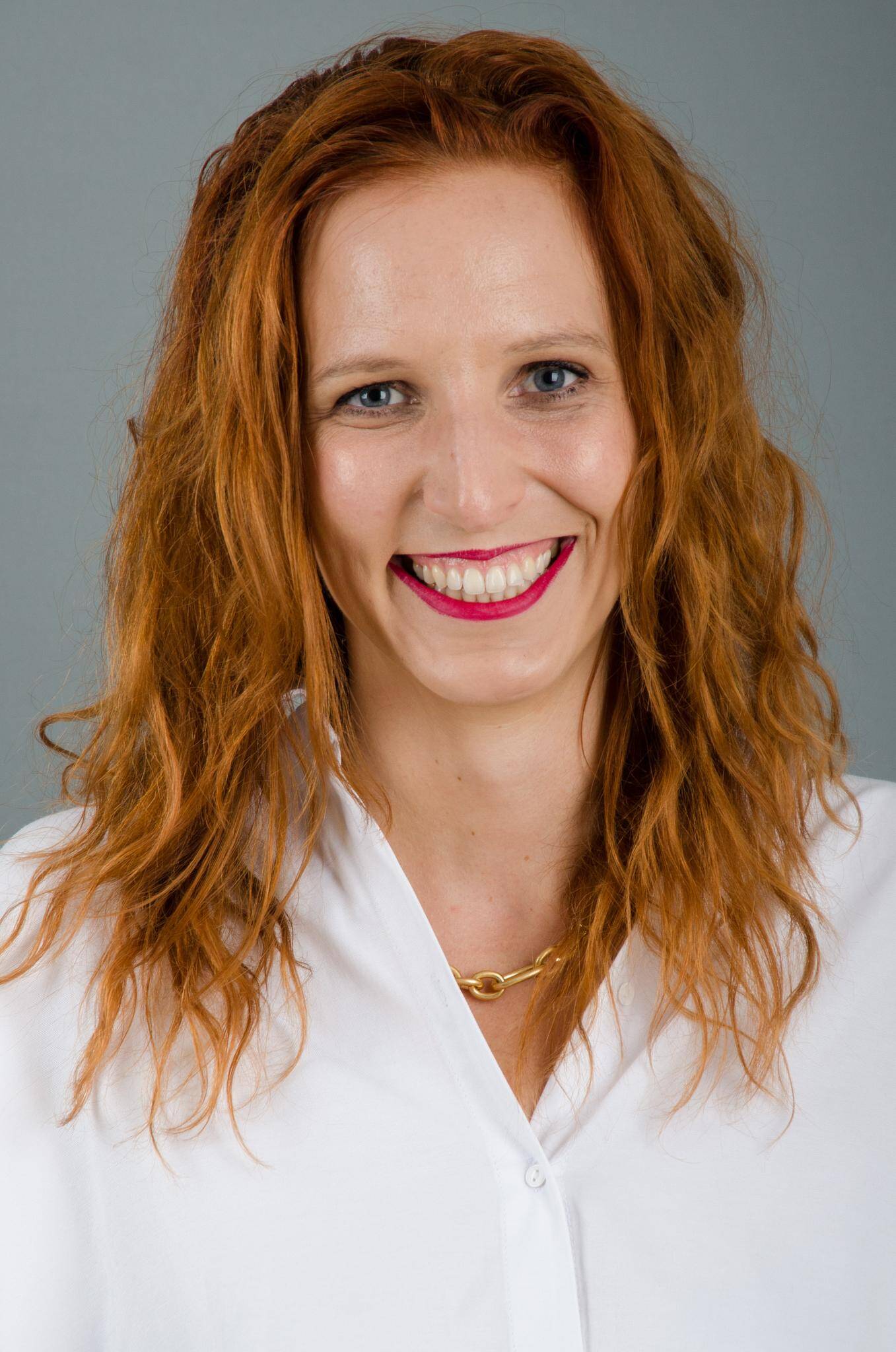 Eszter Rab