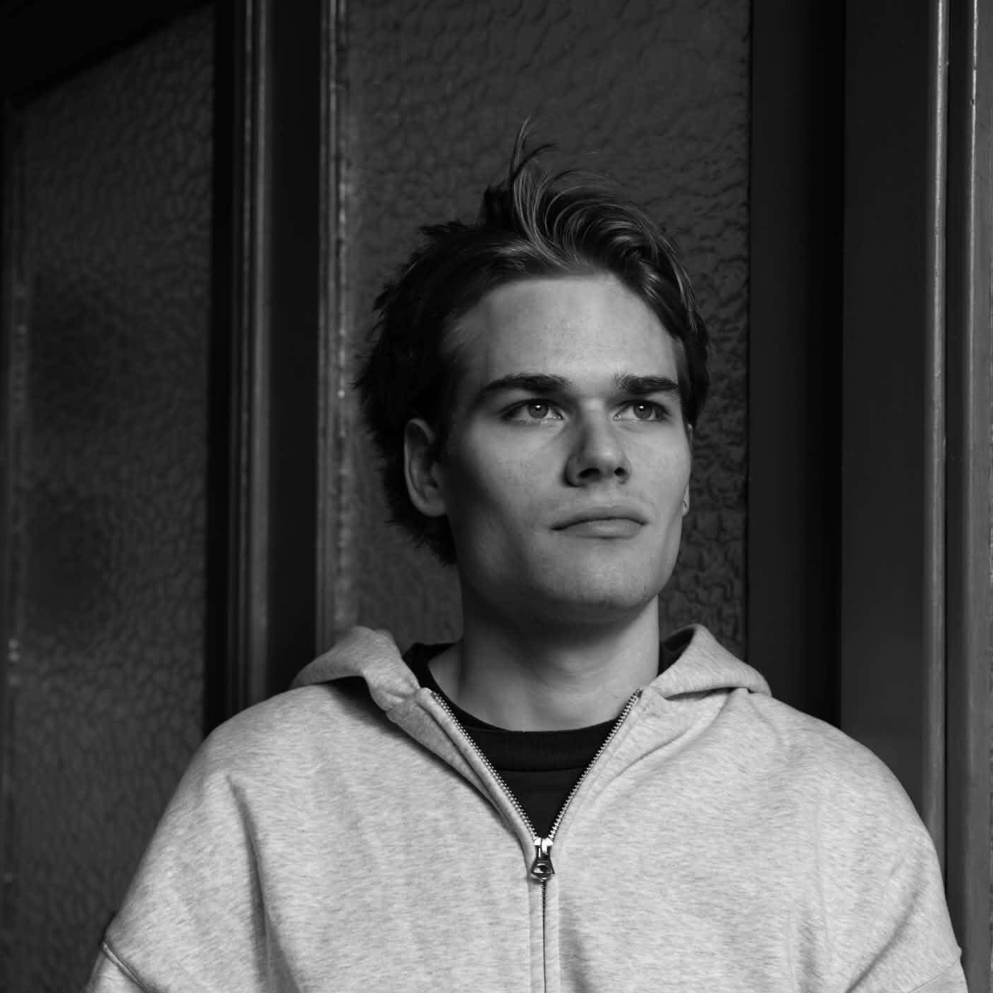 Lars Van De Putte - Brand & 3D Designer