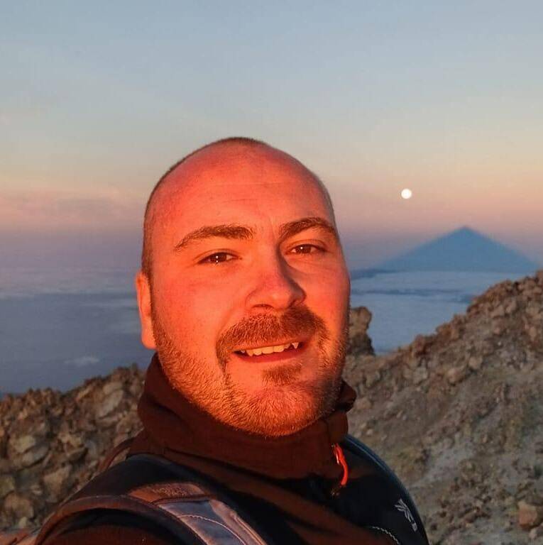 Víctor Gracia Magallón - Backend Architecture & Tech Lead