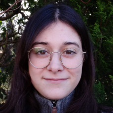 Emma Montourcy - Translator