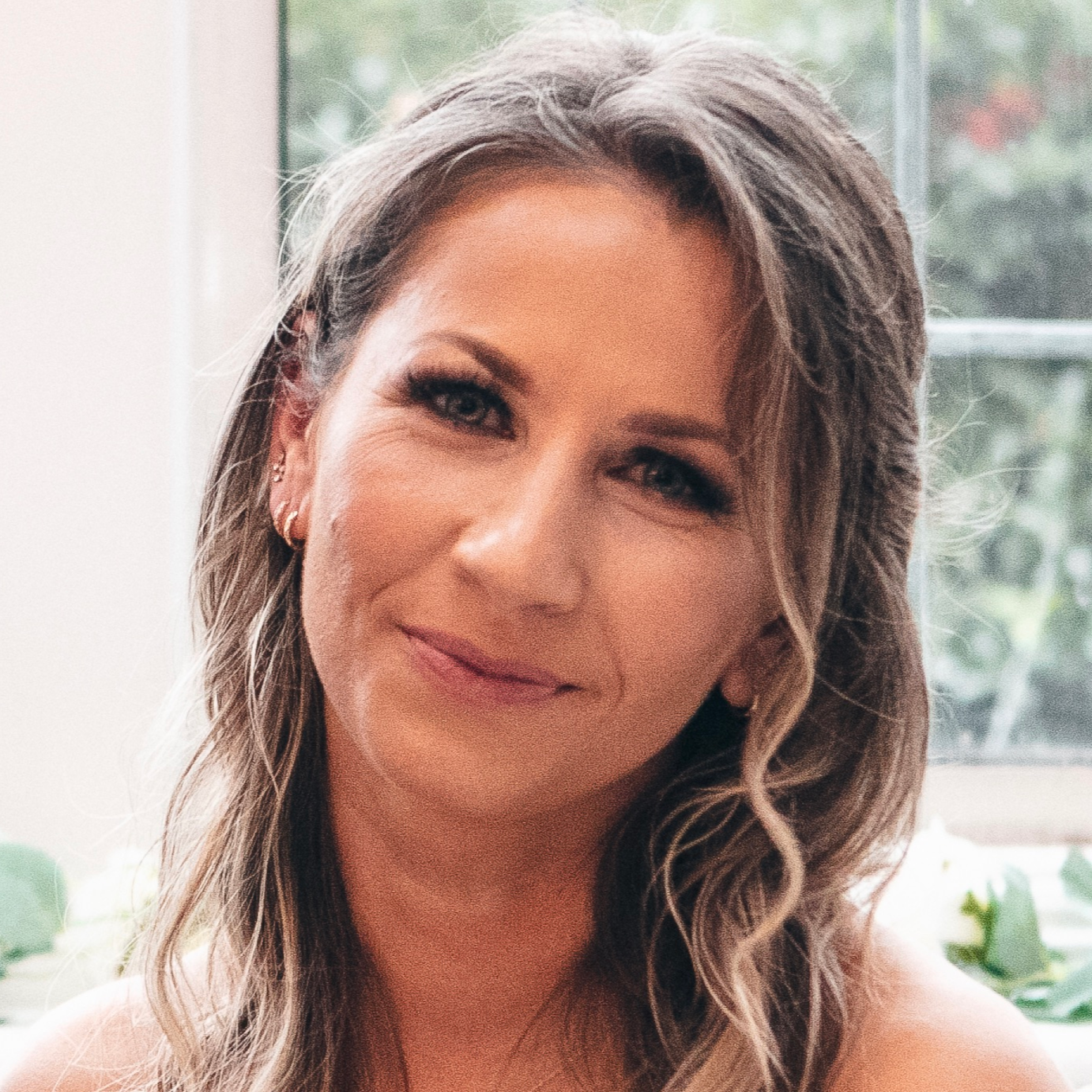 Zita  - eCommerce, Retail and Merchandising Specialist