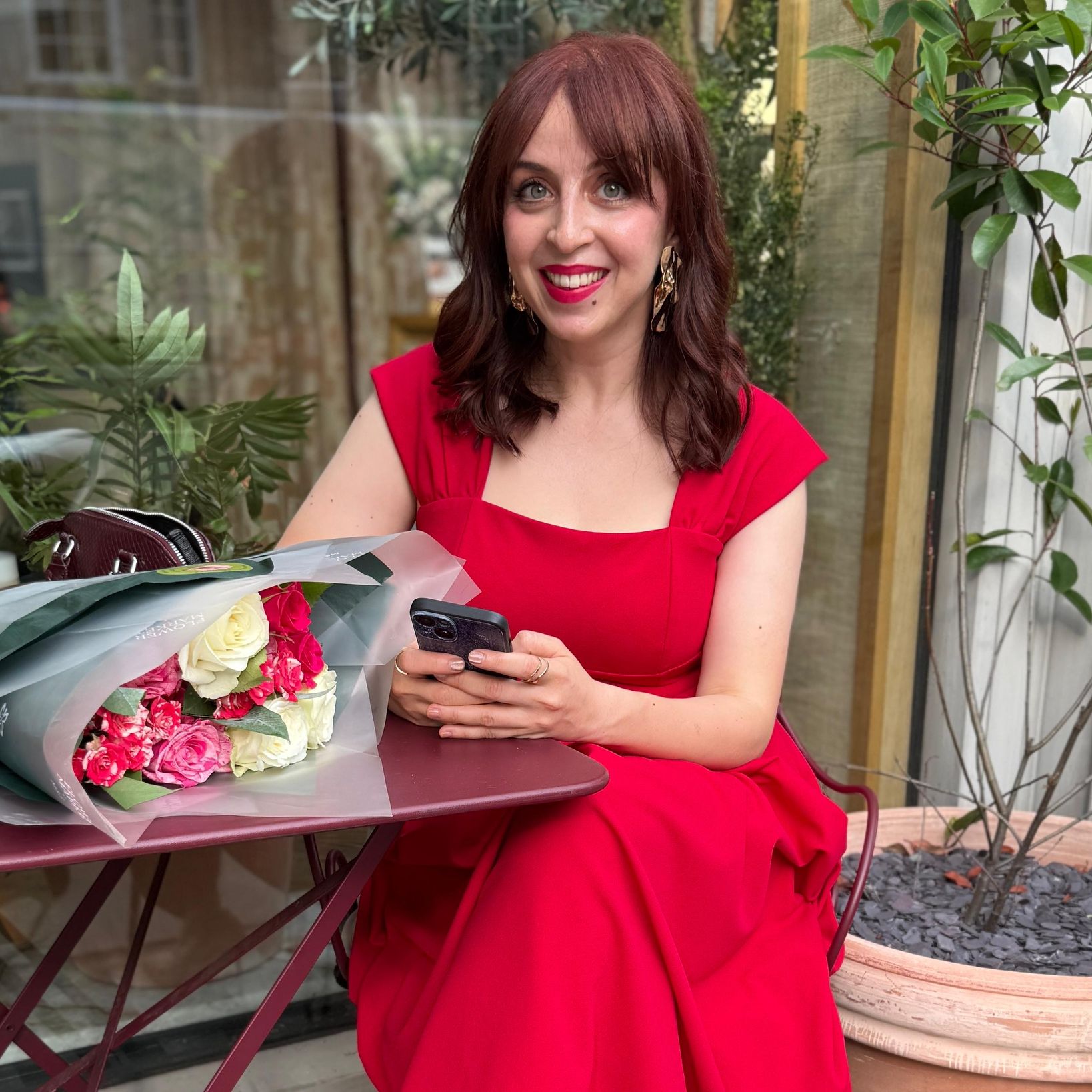 Amina S. - AI Marketing Consultant | FR/EN