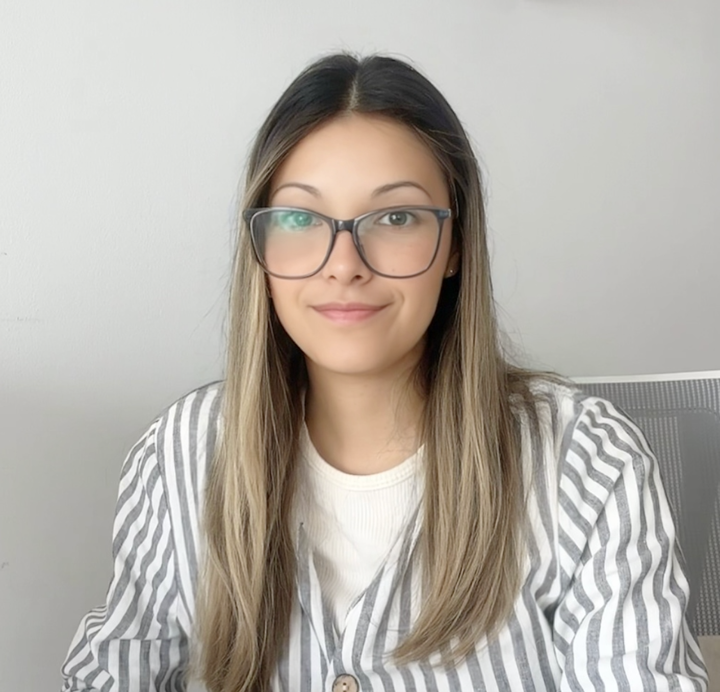 Lorena Flores