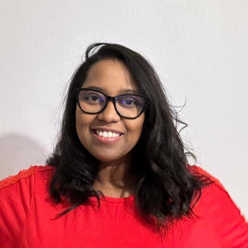 Ghita Farnatchi - Salesforce Product Owner / Senior Business Analyst