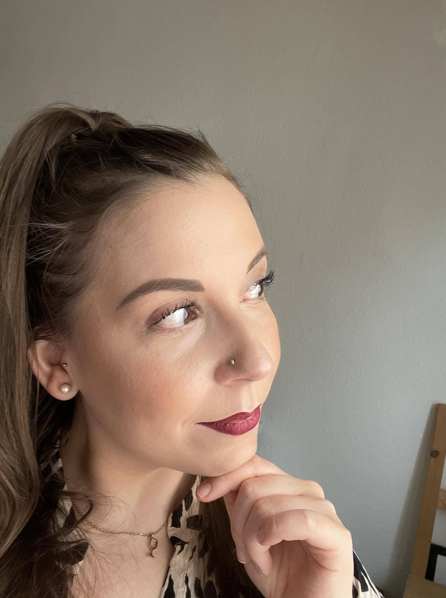 Katrin  - Assistant virtuel, Chef d'entreprise en ligne