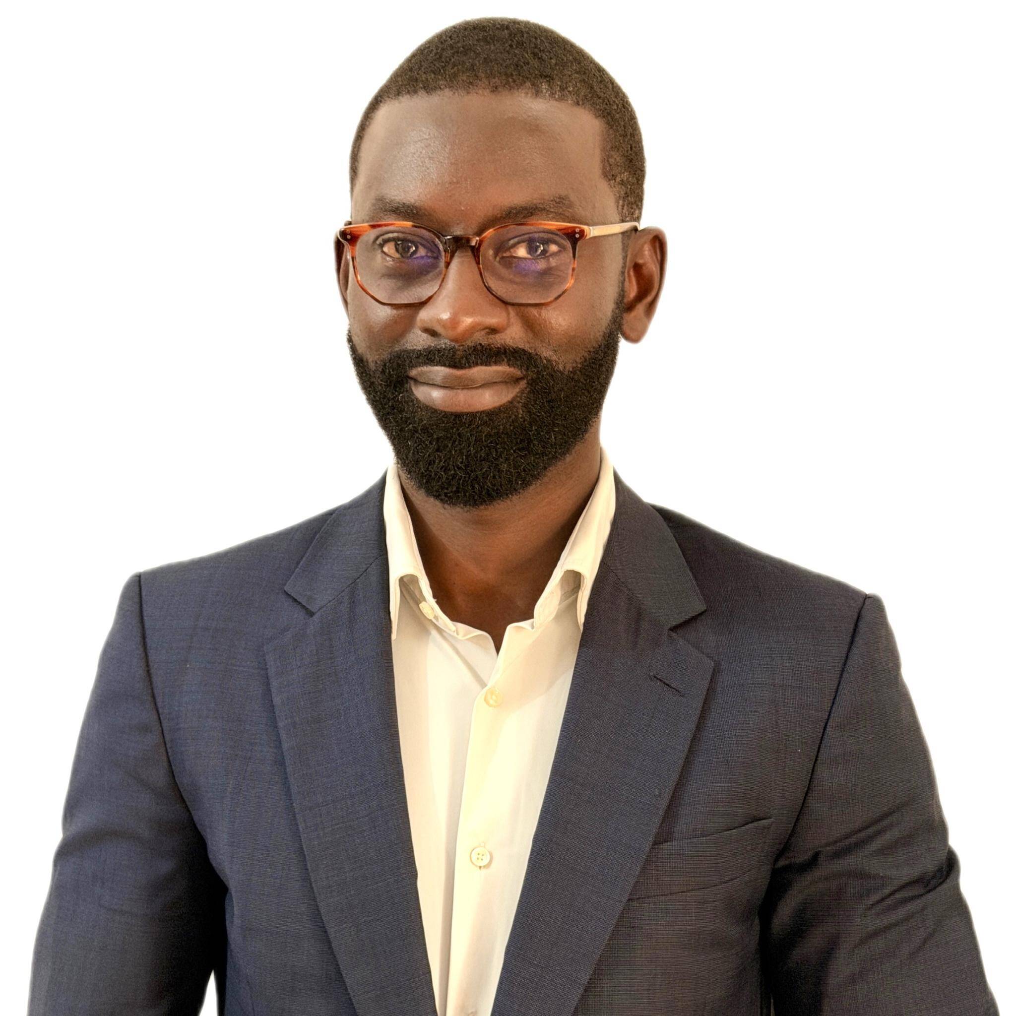 Eumery  - Accountant/ Finance Consultant/ Audit