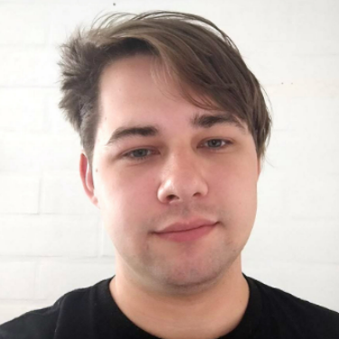 Piotr Chachko - Video Editor & Motion Designer