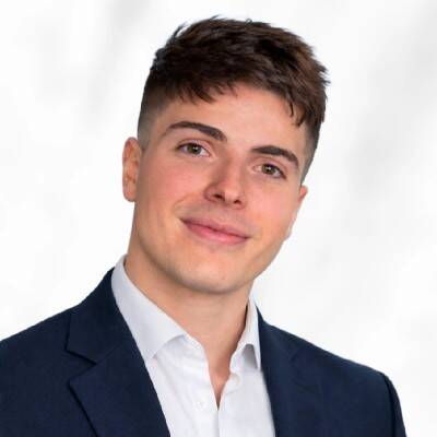 Adrián Ramos - CLOUD & DATA ENGINEER