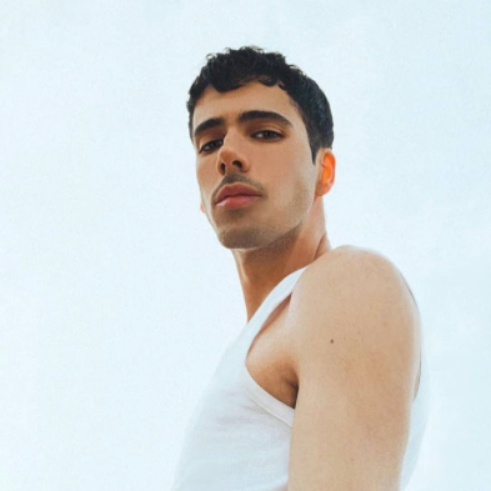 Miguel V. - Graphic Designer