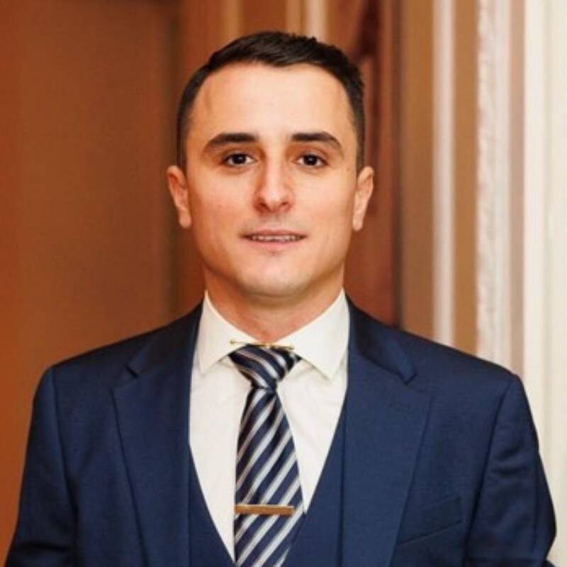 Ardonit Emini - Startup Finance & FP&A Consultant