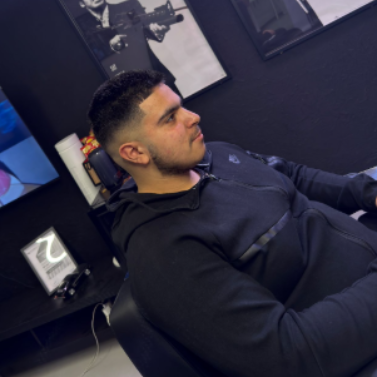 Mohammed-Riyad Menoili - Junior Web Developer