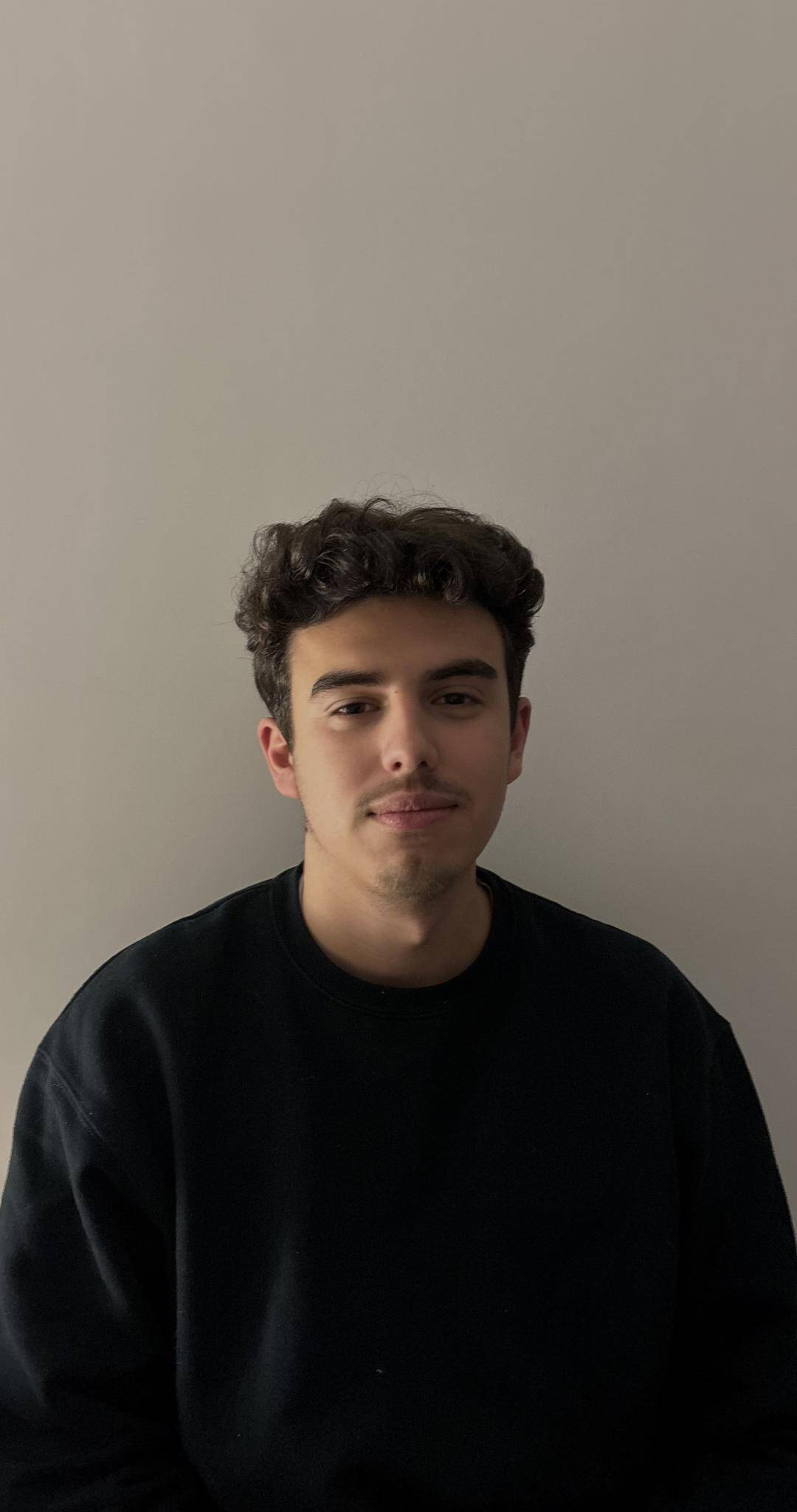 Nael L. - Développeur Fullstack Web & Logiciel