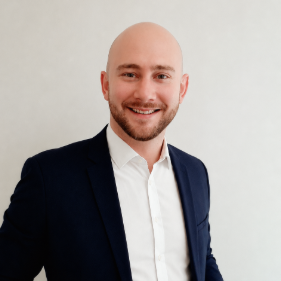 Anthony C. - Expert en relation client / Gestion de patrimoine.