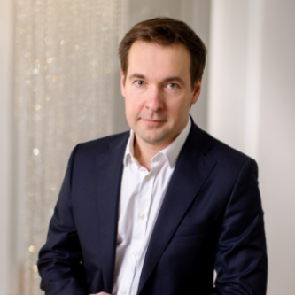 Roman Repin - Strategy, Performance, Transformation