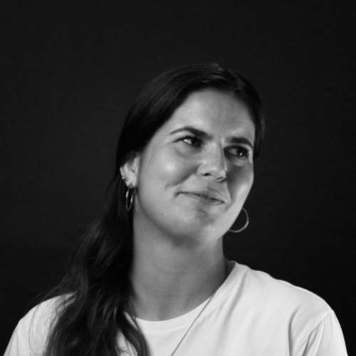 Delya Köhler - Senior MarCom PM | Concept & Copywriting