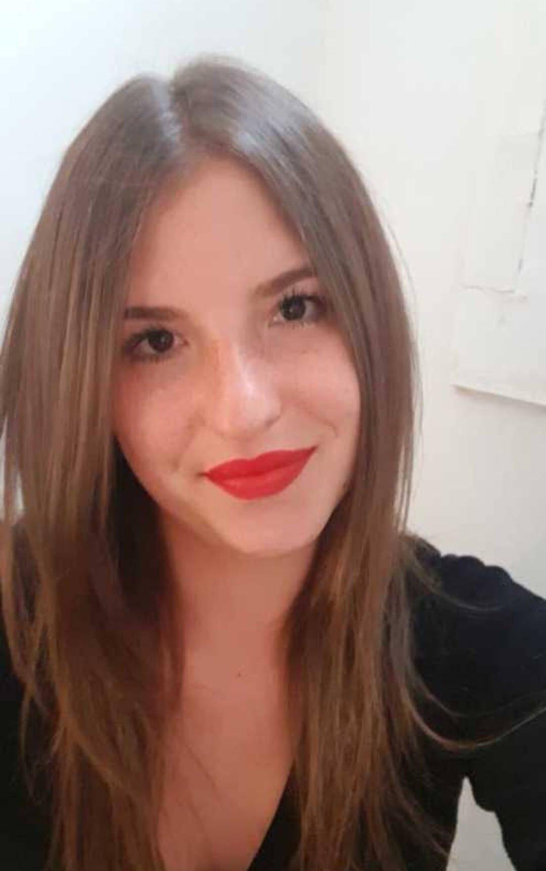 Emi C. - Redactora y correctora de textos multilingüe