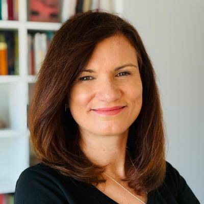 Angela Pesta