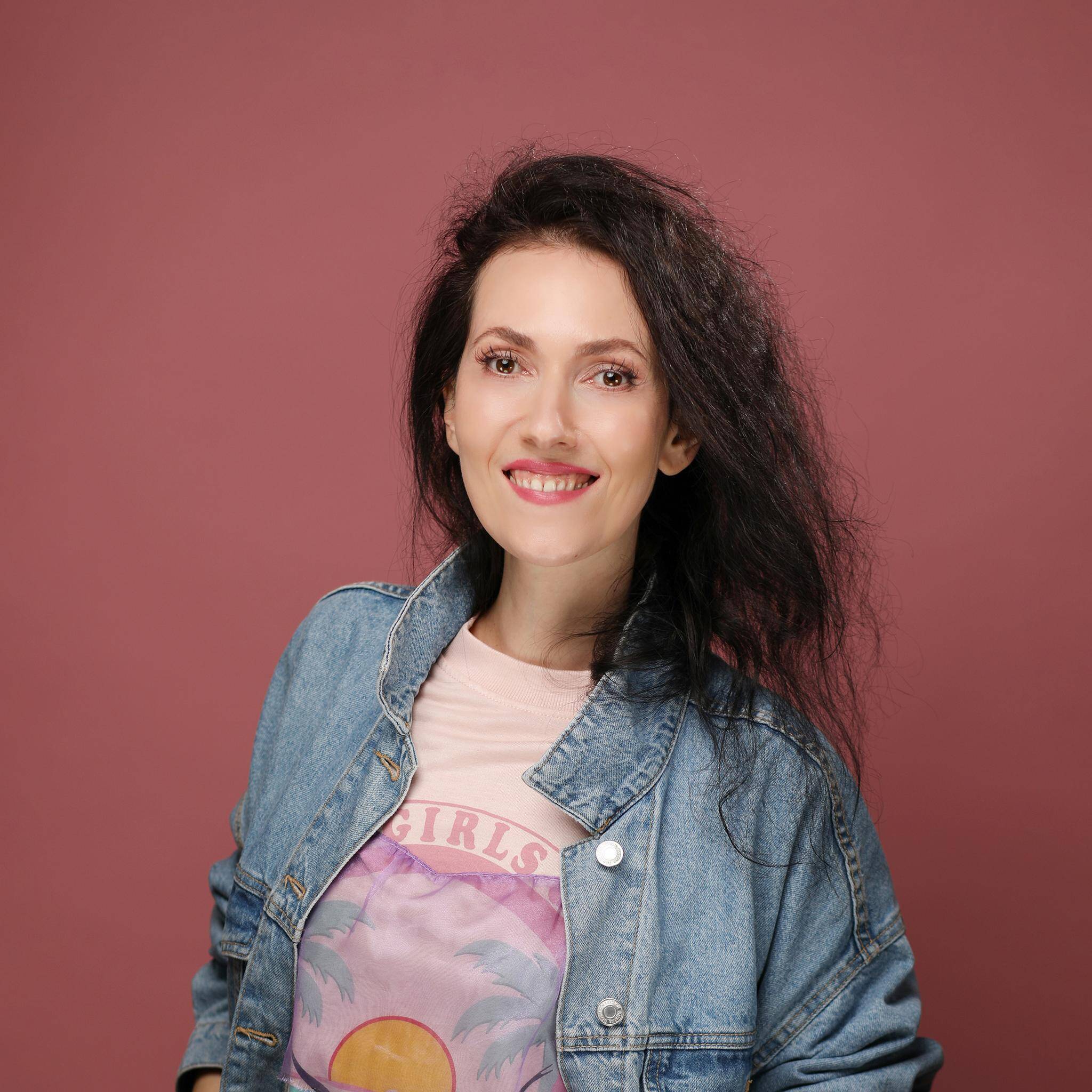 Lena R.