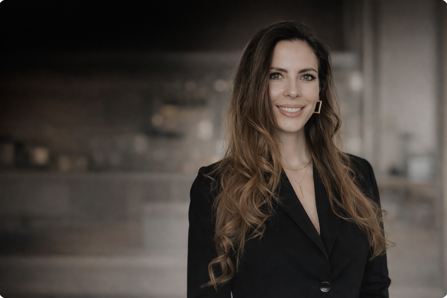 Laura Daniela Zarogikas - Digital Presence Support for Small Businesses