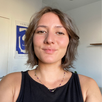 Manon Cortet - ASSISTANTE ADMINISTRATIVE POLYVALENTE