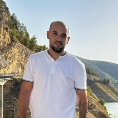 Diego E. - Creador de Contenido Digital