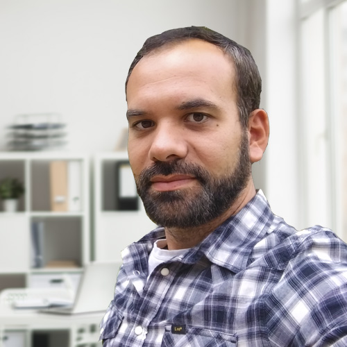 Vincent A. - Graphiste, Maquettiste & Webdesigner
